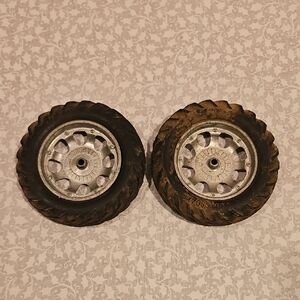 Vintage Tru-Scale Rear Toy Tractor Tires & Rims 1:16 scale? 18.4-34